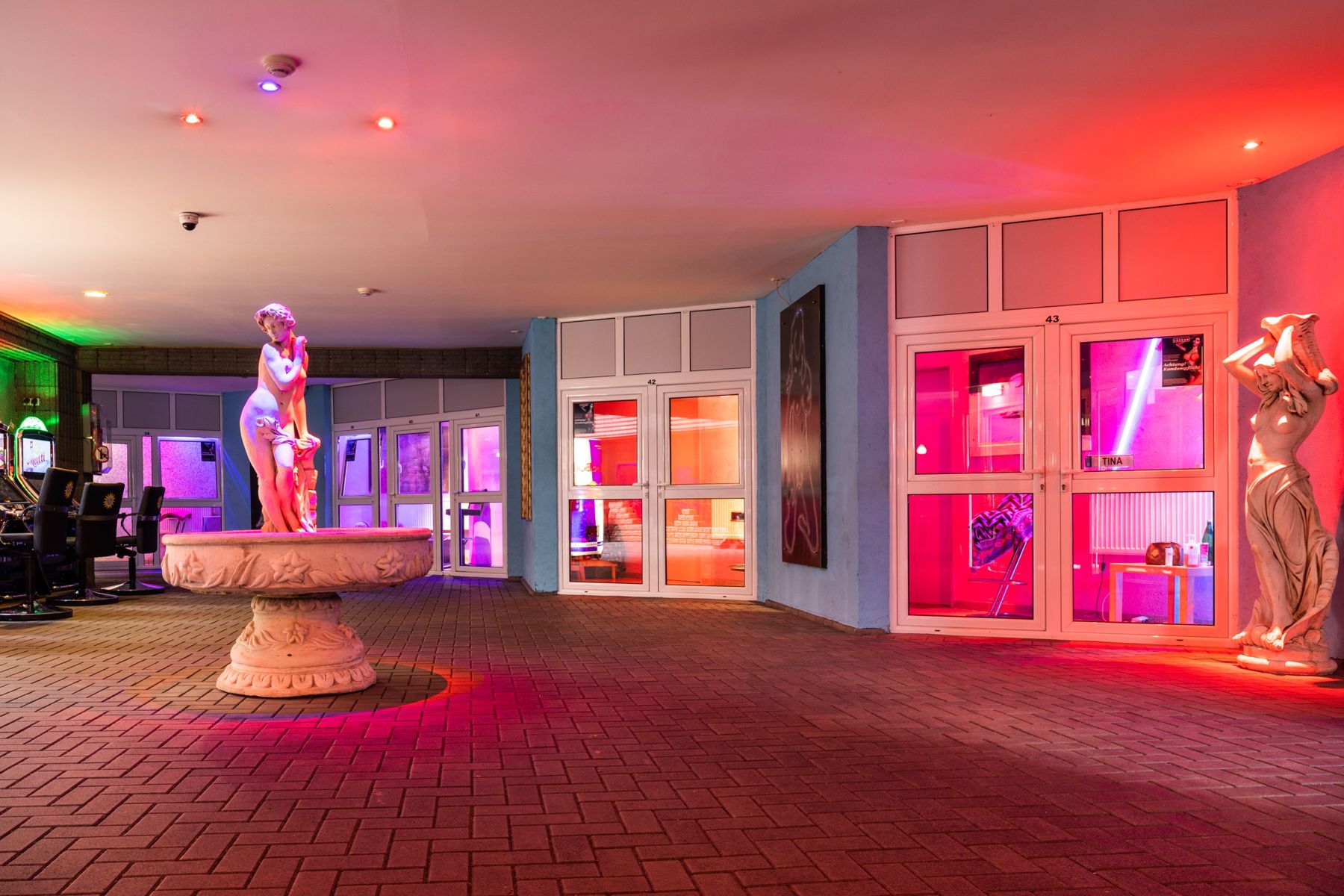 Lobby mit Brunnen